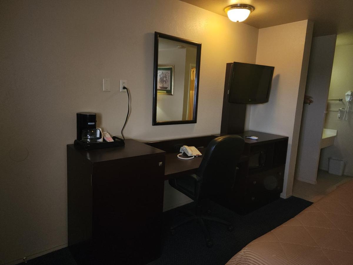 Colonial Inn Monahans Tx 外观 照片